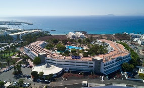 Vista aérea del hotel